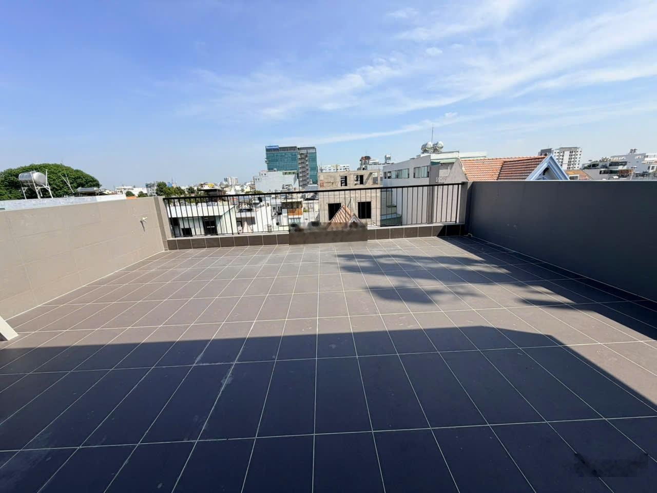 Tòa Nhà Mới Xây Đường Rộng 8m-- Gần Chợ Căn Cứ__diện tích:7x15m - 5 Lầu Sàn Suốt (Có Thang Máy)