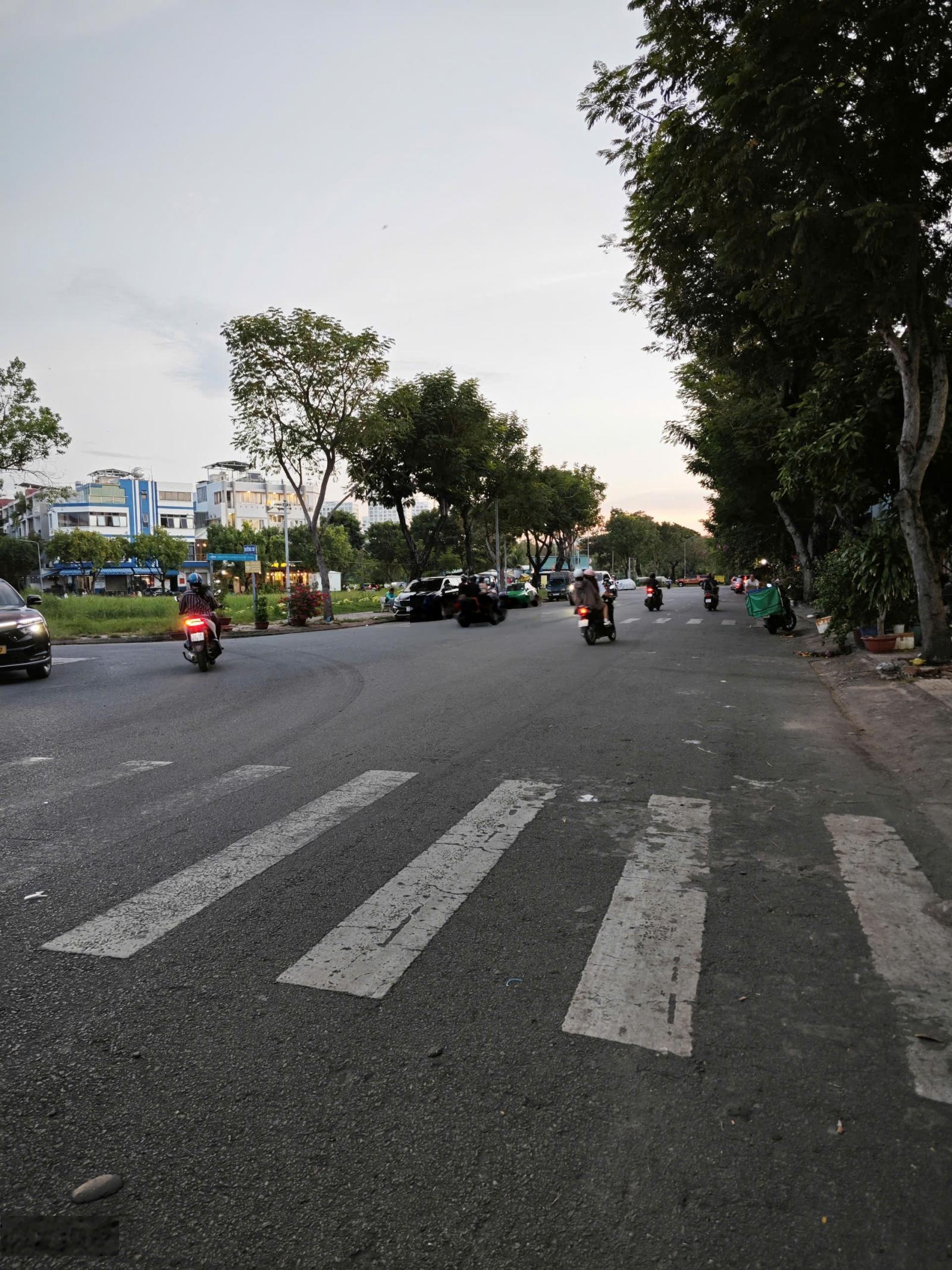 Cho thuê mặt bằng mặt tiền Đường 41 KDC An Phú Hưng P. Tân Phong Quận 7