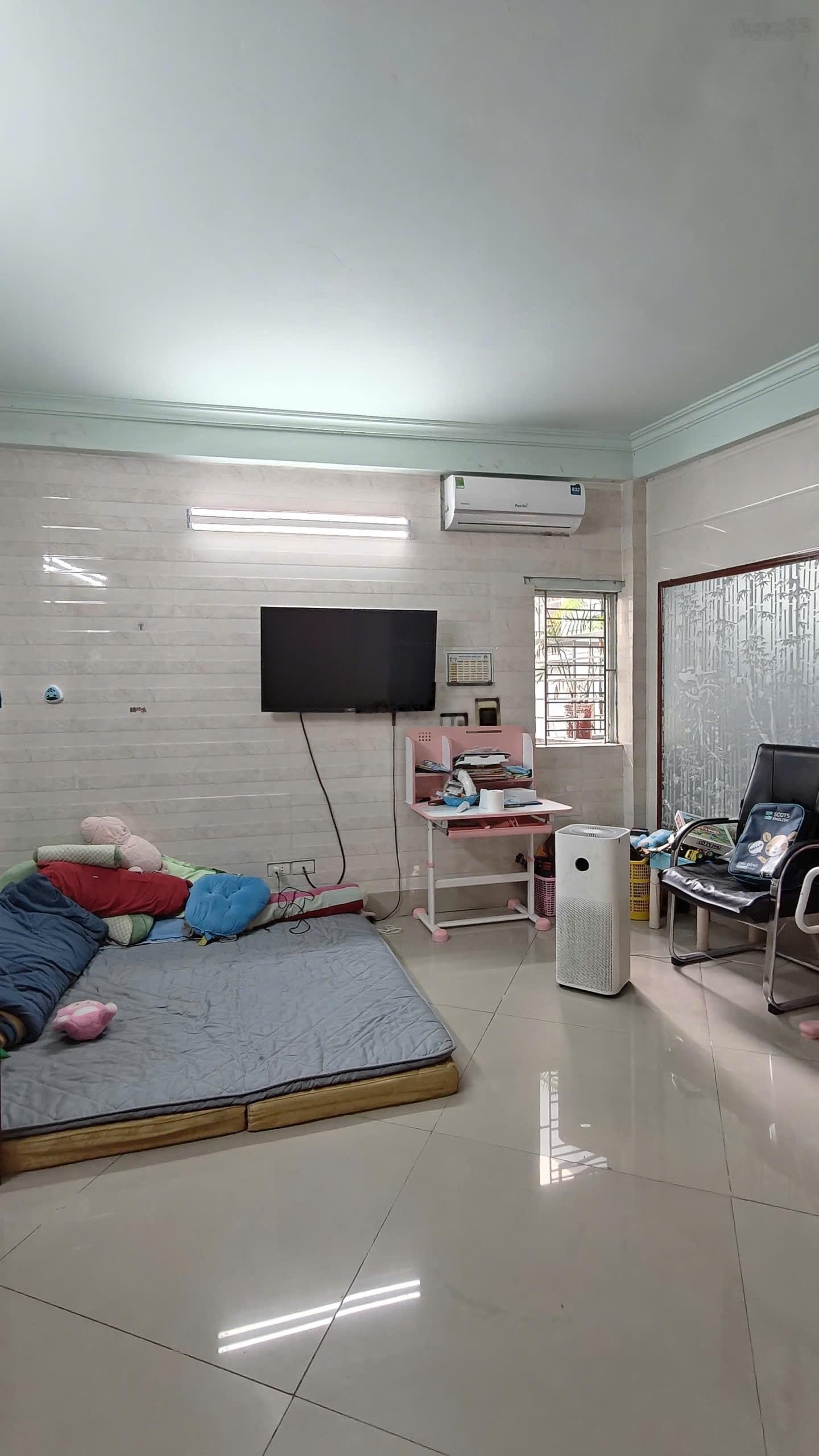 Bán nhà ngõ 43 Cổ Nhuế, 36m² x 5 tầng, mặt tiền 5m, ngõ rộng, nông, cách oto 20m