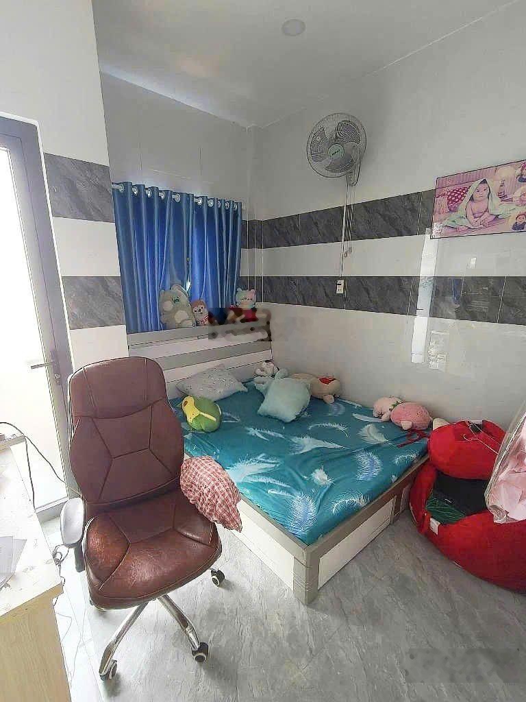 Bán nhà 4 tầng đẹp lung linh quận 8 nở hậu tài lộc sát mặt tiền gần cầu Chà Và - kế quận 5