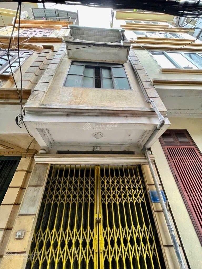 Chỉ 7,3tỷ bán nhà ngay hồ Văn Quán, ga Trần Phú, ngõ ô tô lùi tận cửa-hai mặt ngõ thoáng, 3 tầng.