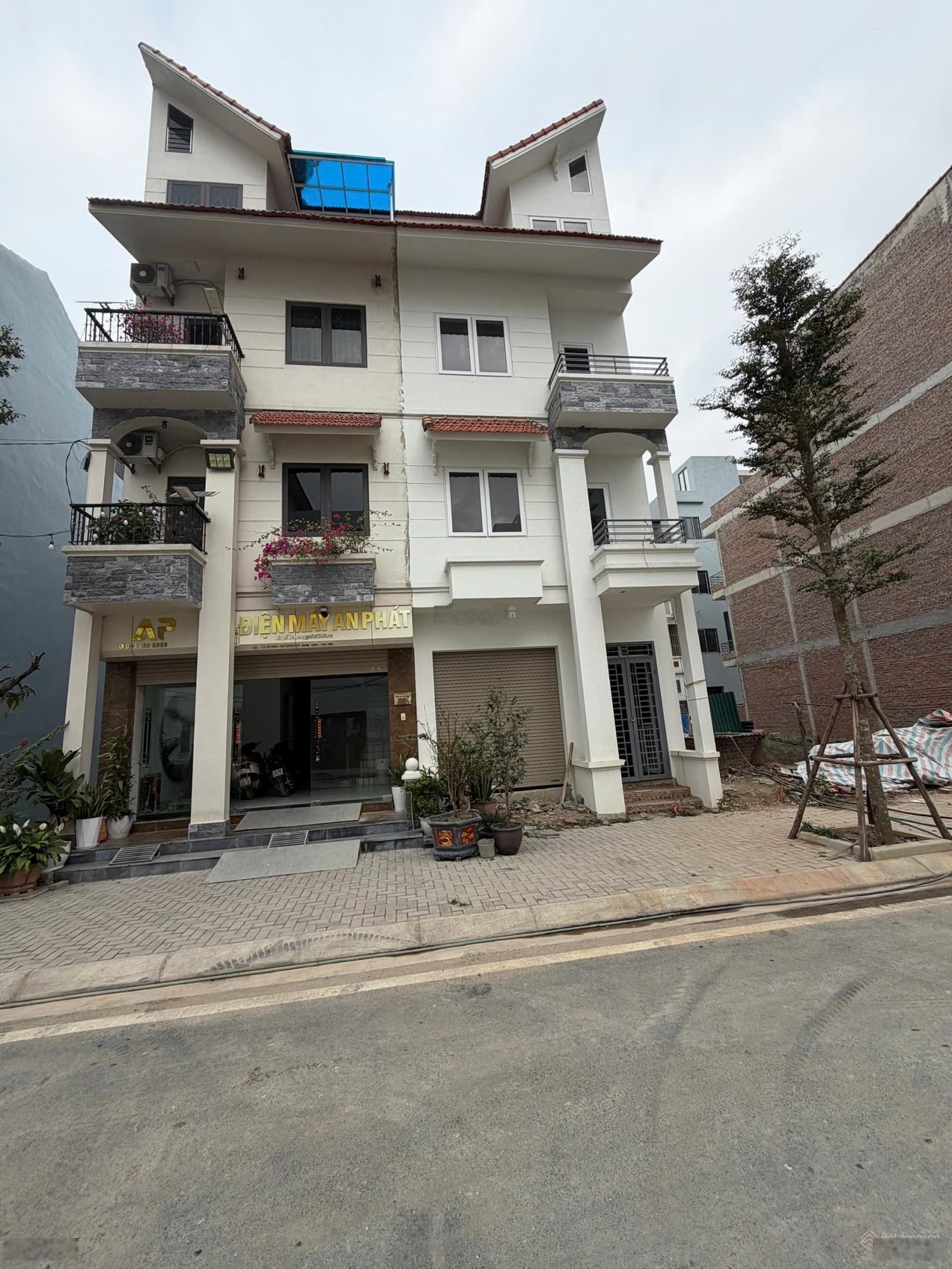 Chính chủ bán Liền kề 75m khu đô thị CiEnCo 5 Hoàng Quốc Việt kéo dài