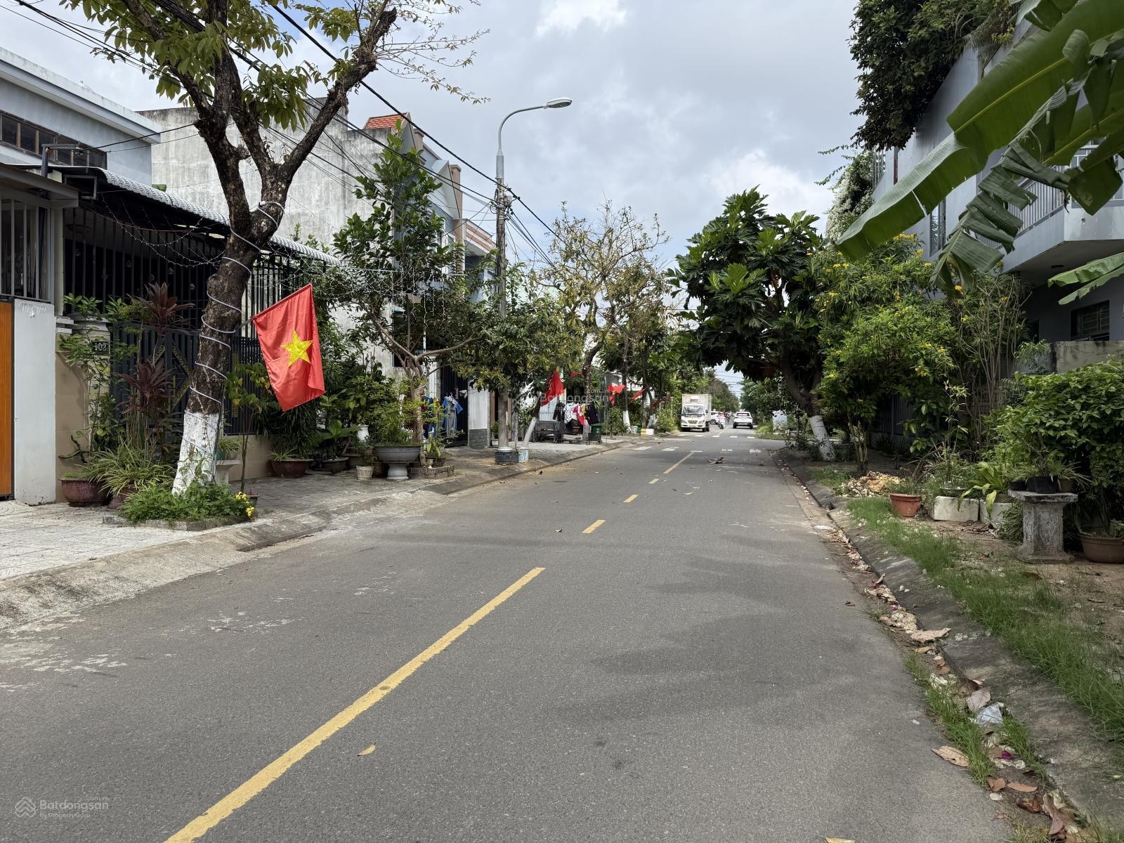 Bán đất khu bá tùng 1 trục thông dài sát đường võ chí công