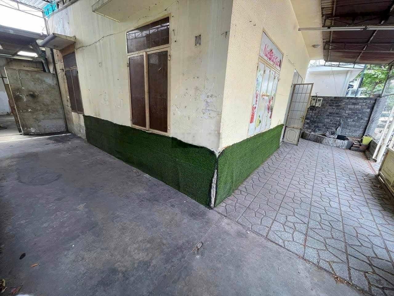 Cho thuê mặt tiền đống đa - ngang 10m siêu hiếm (khu phố hàn)