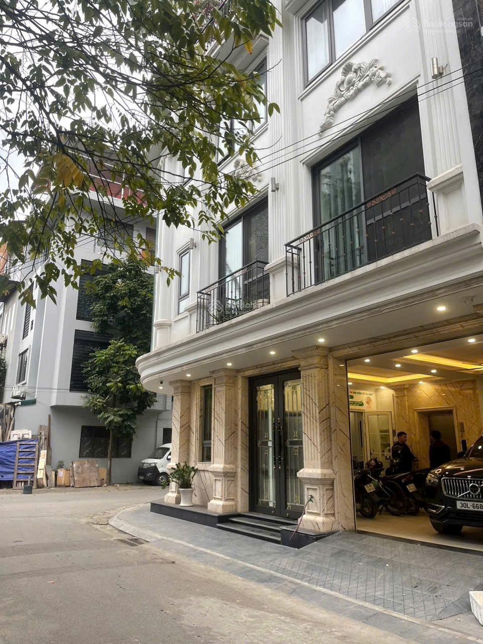 Bán biệt thự lô góc đẹp nhất KĐT Văn Quán - View hồ - 6 tầng tặng full nội thất