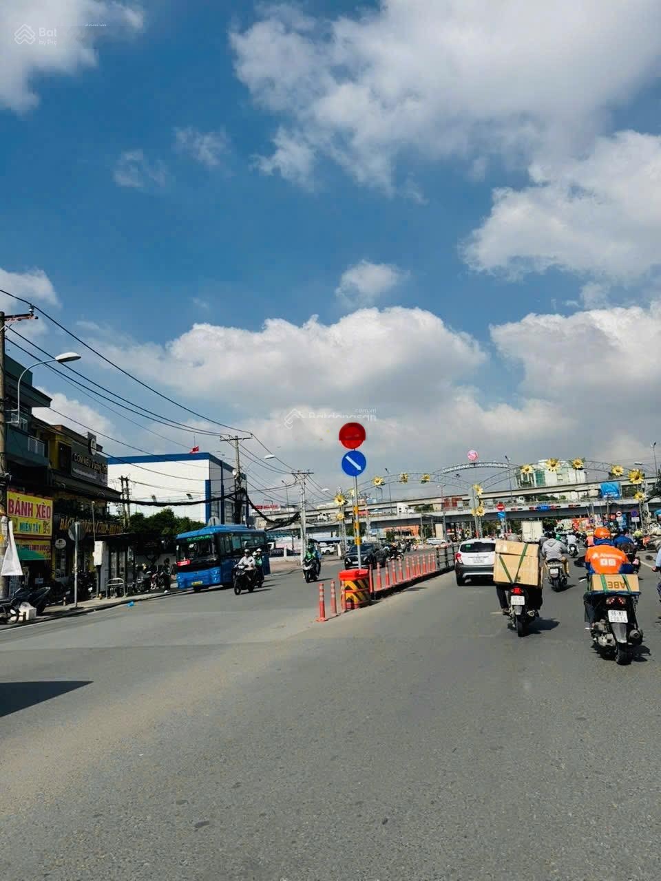 Bán nhà lê văn việt,ngã4 thủ đức,hẻm ô tô,căn hiếm giá tốt quận9,thương lượng!!!