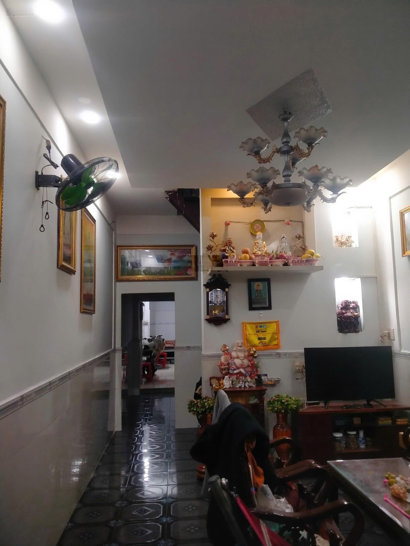 Chính chủ bán nhà mặt tiền nội bộ P. Tân Quý Q. Tân Phú 3,6(7,1) x 25m DTSD: 136m2 1 lầu 7.8 tỷ TL
