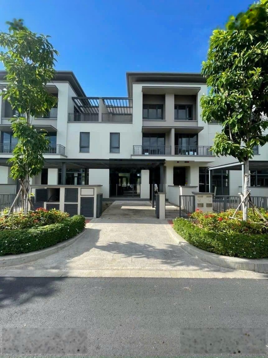 Bán gấp nhà phố Small Townhouse giá tốt