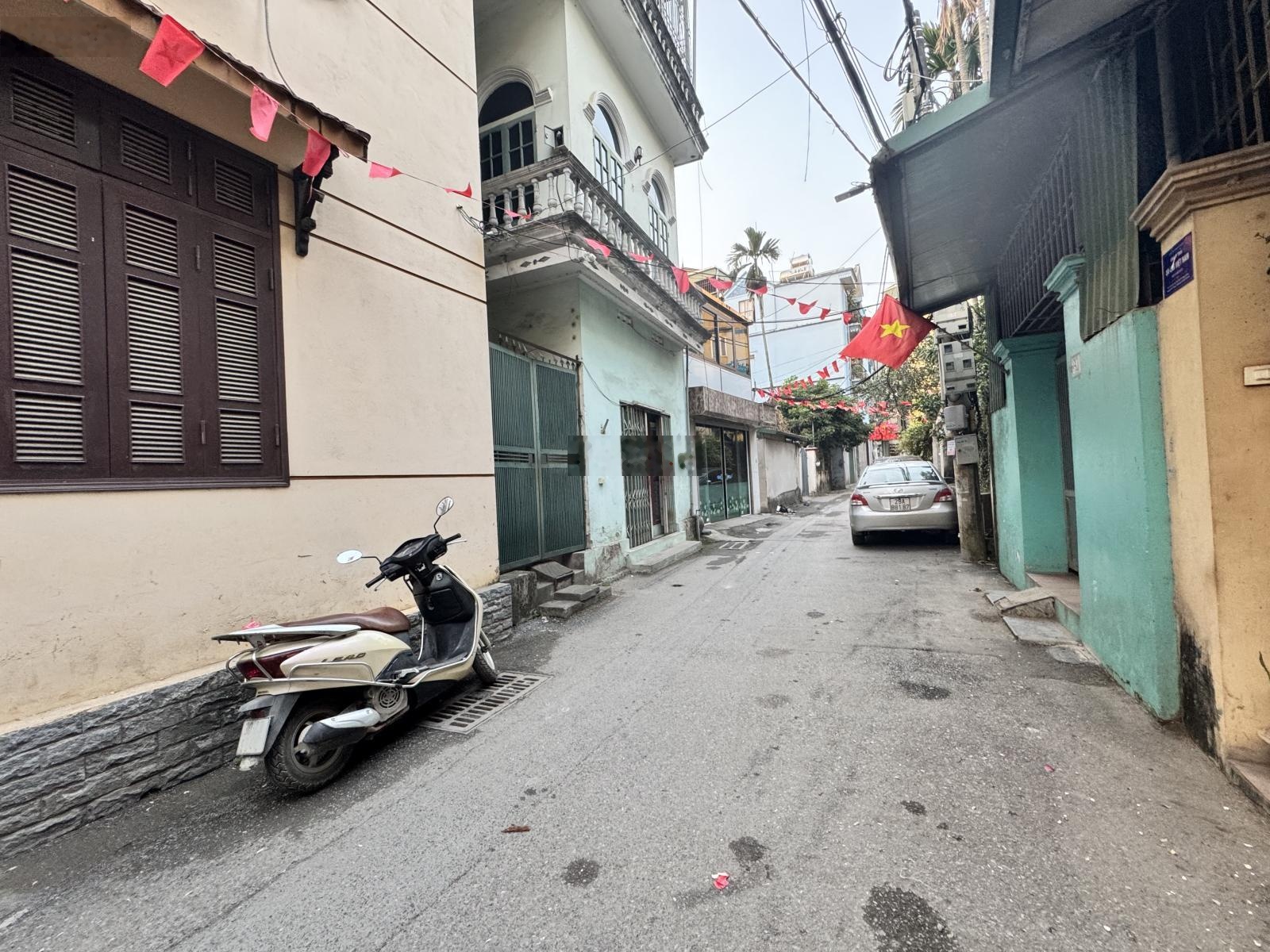 Bán đất phú thượng - tây hồ - 57m2 - ngõ thông - ô tô vào đất - ở hoặc đầu tư - giá hơn 12 tỷ