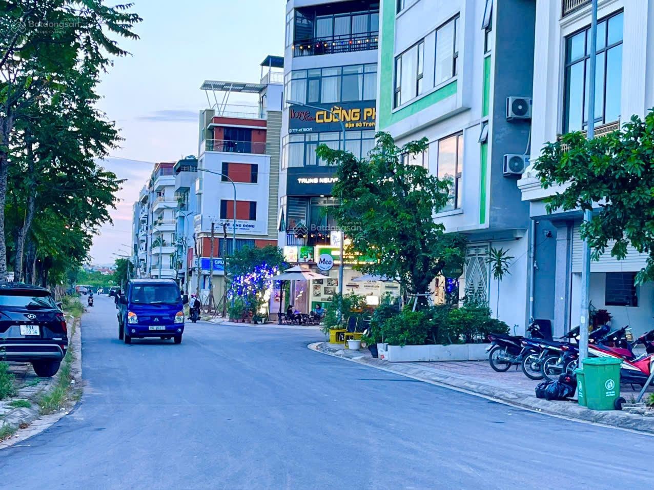 View CV, PL BCA, VH rộng, 4 ôtô tránh, KD, Ngọc Thụy, Bồ Đề, LB, DT 146m2, 7 T, MT 8 m, giá 41 tỷ 8