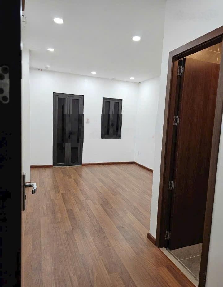 Giá tốt! MTKD An Dương Vương 4,5x22m 4 tầng có thang máy còn mới