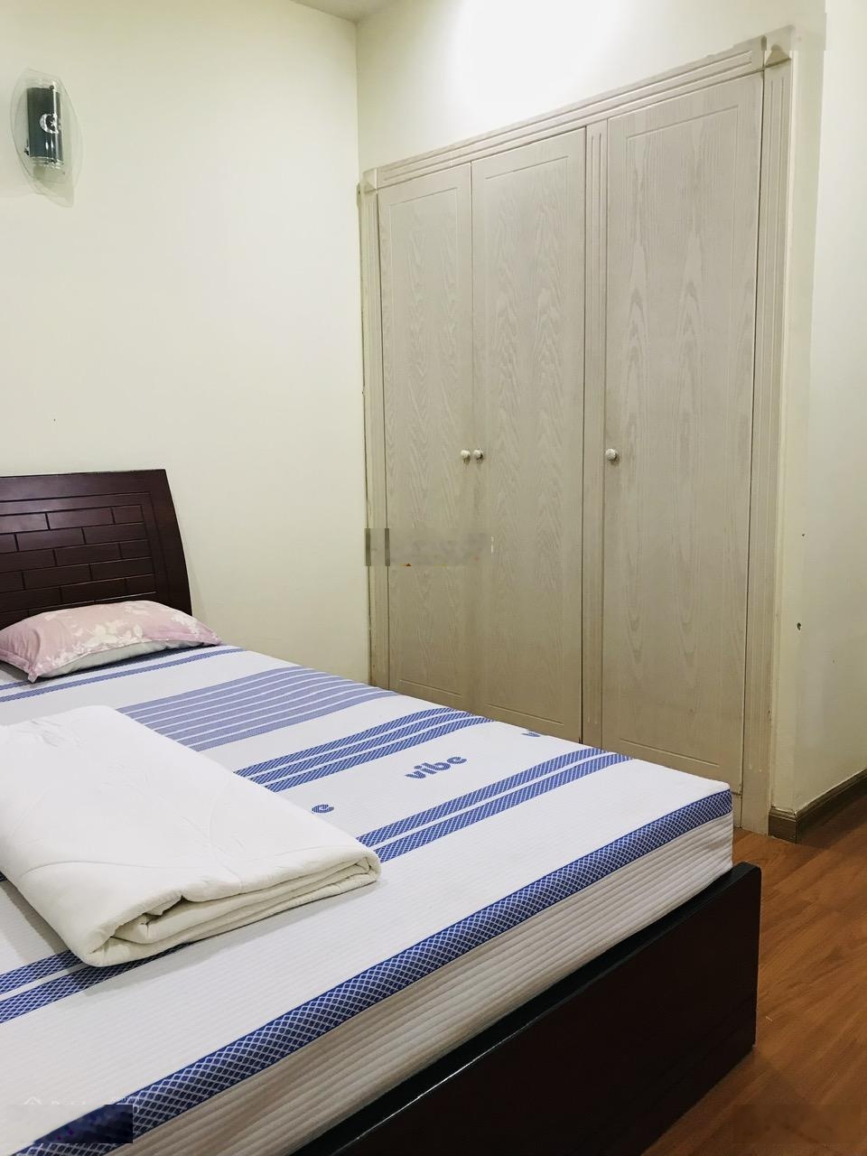 Cho thuê CC 77m2, 8 triệu500 VND tại Chung cư Phúc Yên, Tân Bình, LH 0932834569