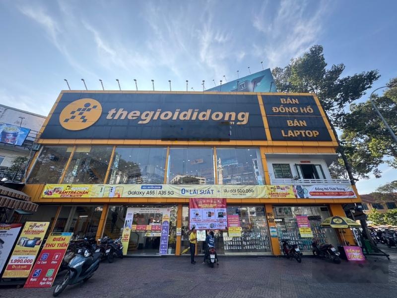 Cho thuê nhà mặt phố tại Nguyễn Trãi, mt 12m, 250m2, giá ưu đãi Hot!