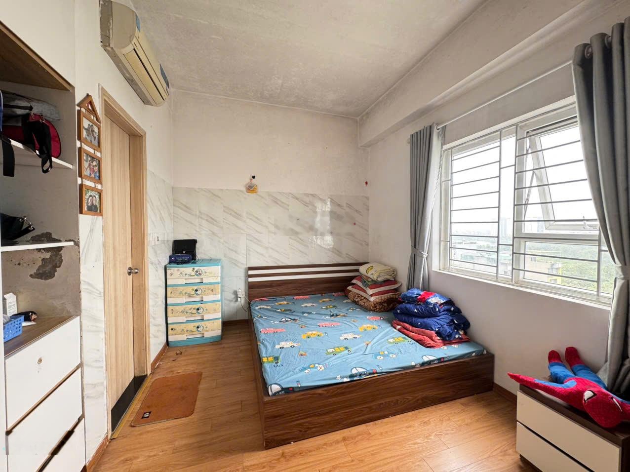 Chủ nhà cần bán gấp căn góc view thoáng Chung cư Thanh Hà