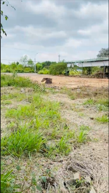 Cho thuê kho, nhà xưởng, đất tại mặt tiền, đường Cầu Mên, 5 triệu/tháng, 2000m2, hot!