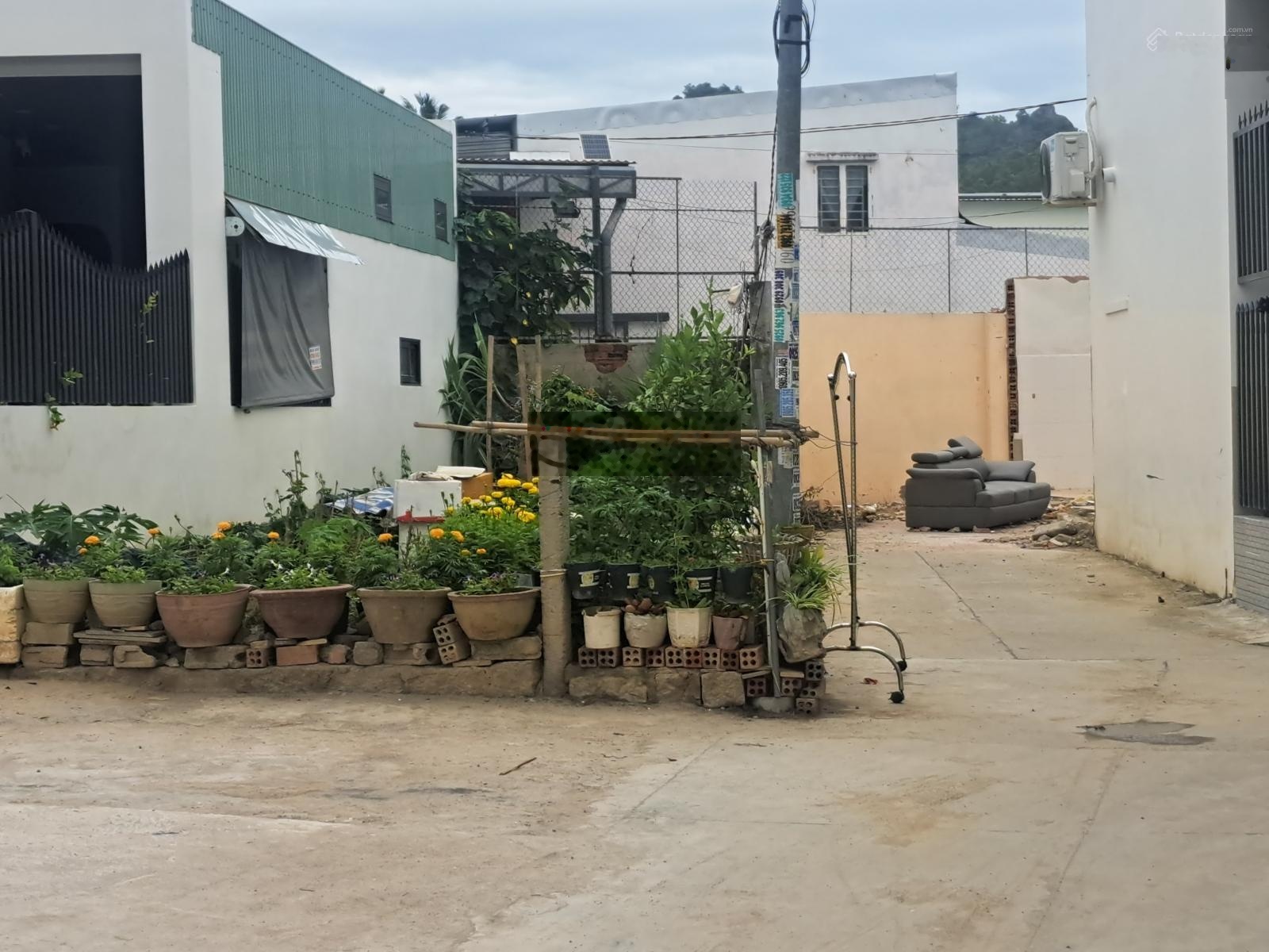 Bán lô đất hẻm Lương Đình Của gần bò 5 Quý. Vĩnh Ngọc .Nha Trang