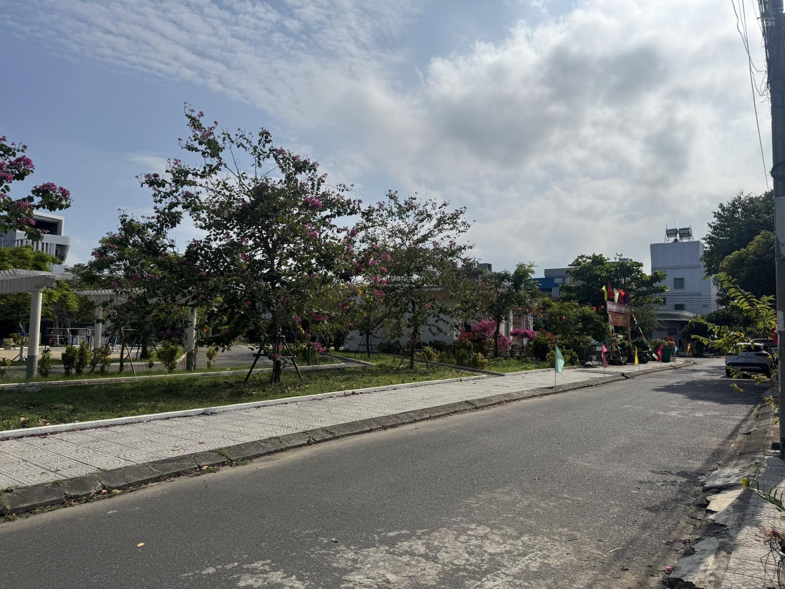 Bán đất 100m2 tại Võ Quảng, Hòa Xuân, Q.Cẩm Lệ, giá tốt 5,75 tỷ