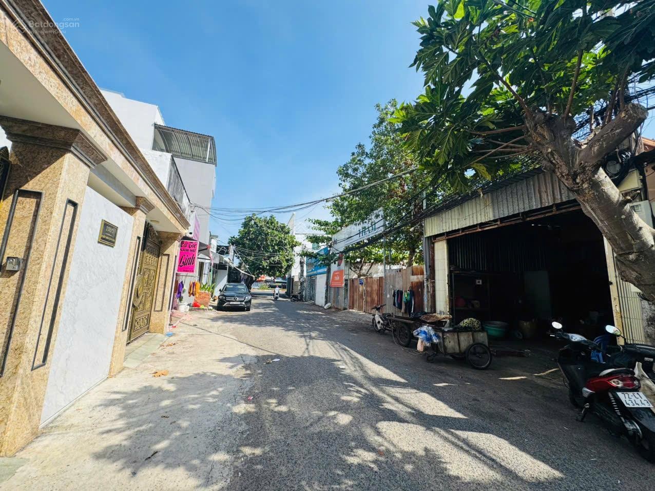 Bán nhà cấp 4 Huyền Trân P8 Vũng Tàu. 151.3m2, hẻm 2 ôtô tránh nhau nối đường Thống Nhất chỉ 12 tỷ
