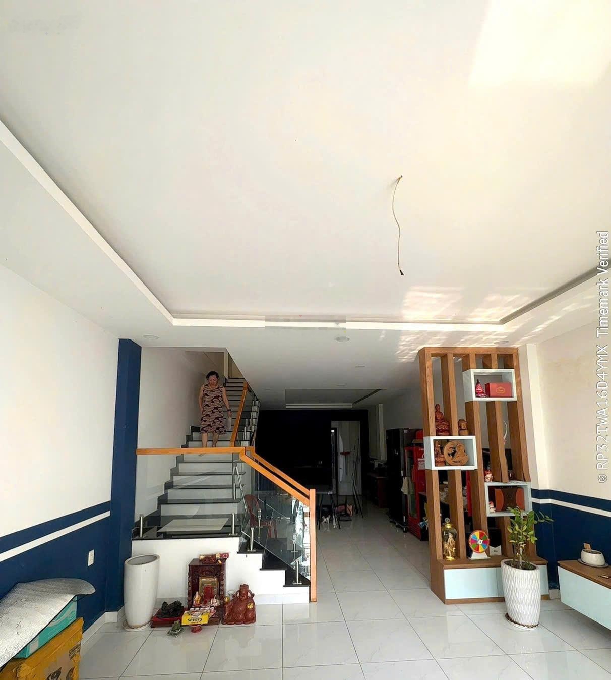 Rẻ hơn thị trường 15% Mặt tiền Tân Sơn View Sân Golf, 5X30M chỉ 130tr/m2 làm khách sạn, VP