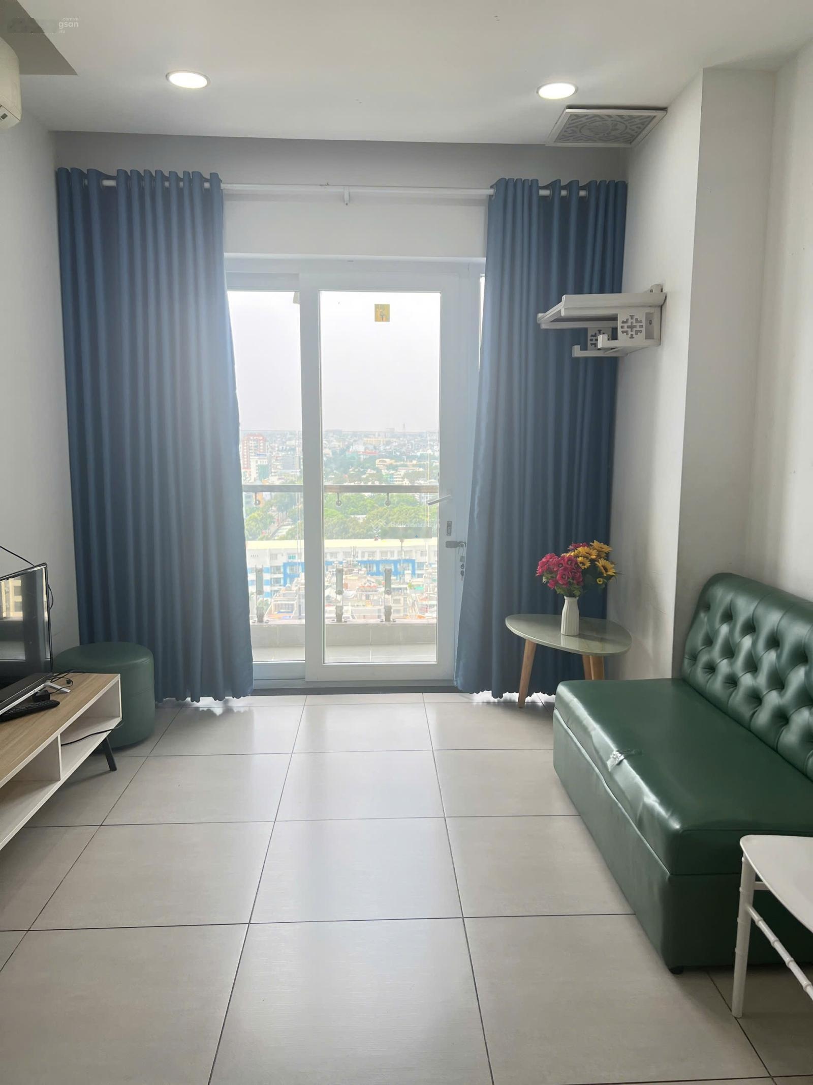 Cho thuê căn hộ Xi Grand Court, 2PN, 2WC, căn góc, full nội thất, giá 17 tr/th còn TL, 0908435880
