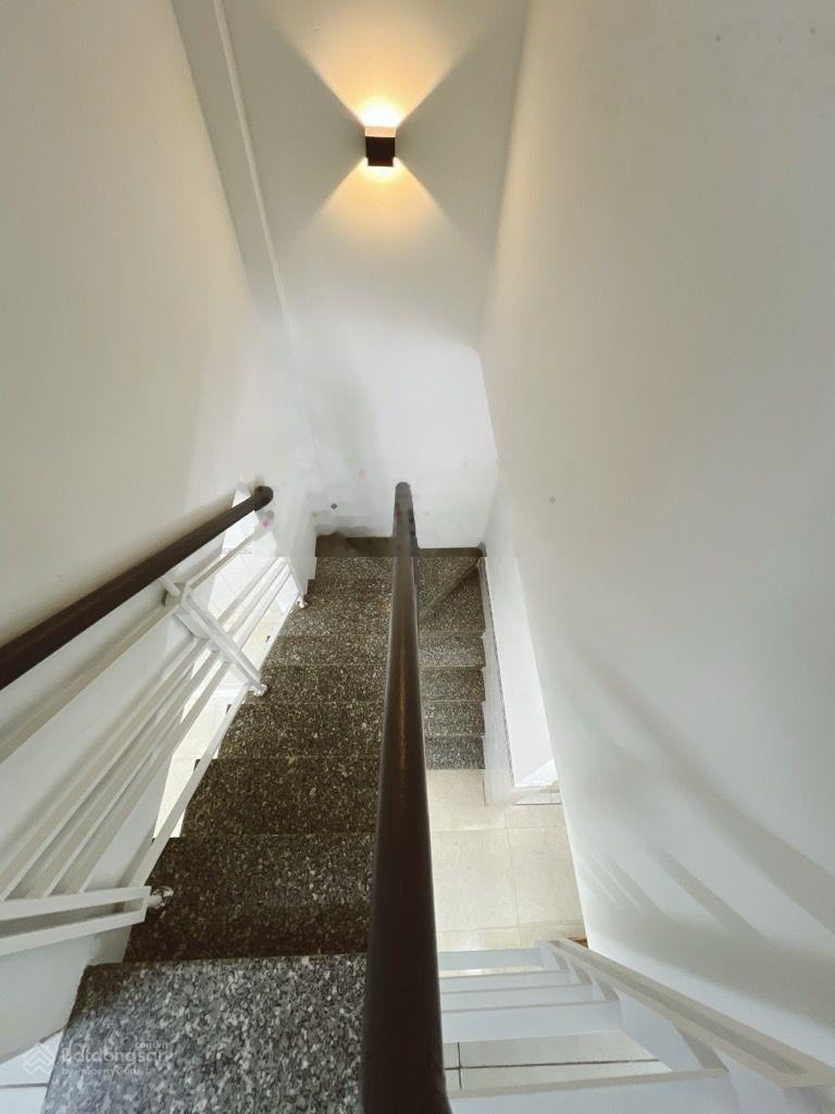 bán nhà diện tích nhỏ gọn đẹp.hẻm an ninh phường 3 quận 8 thành phố hồ chí minh