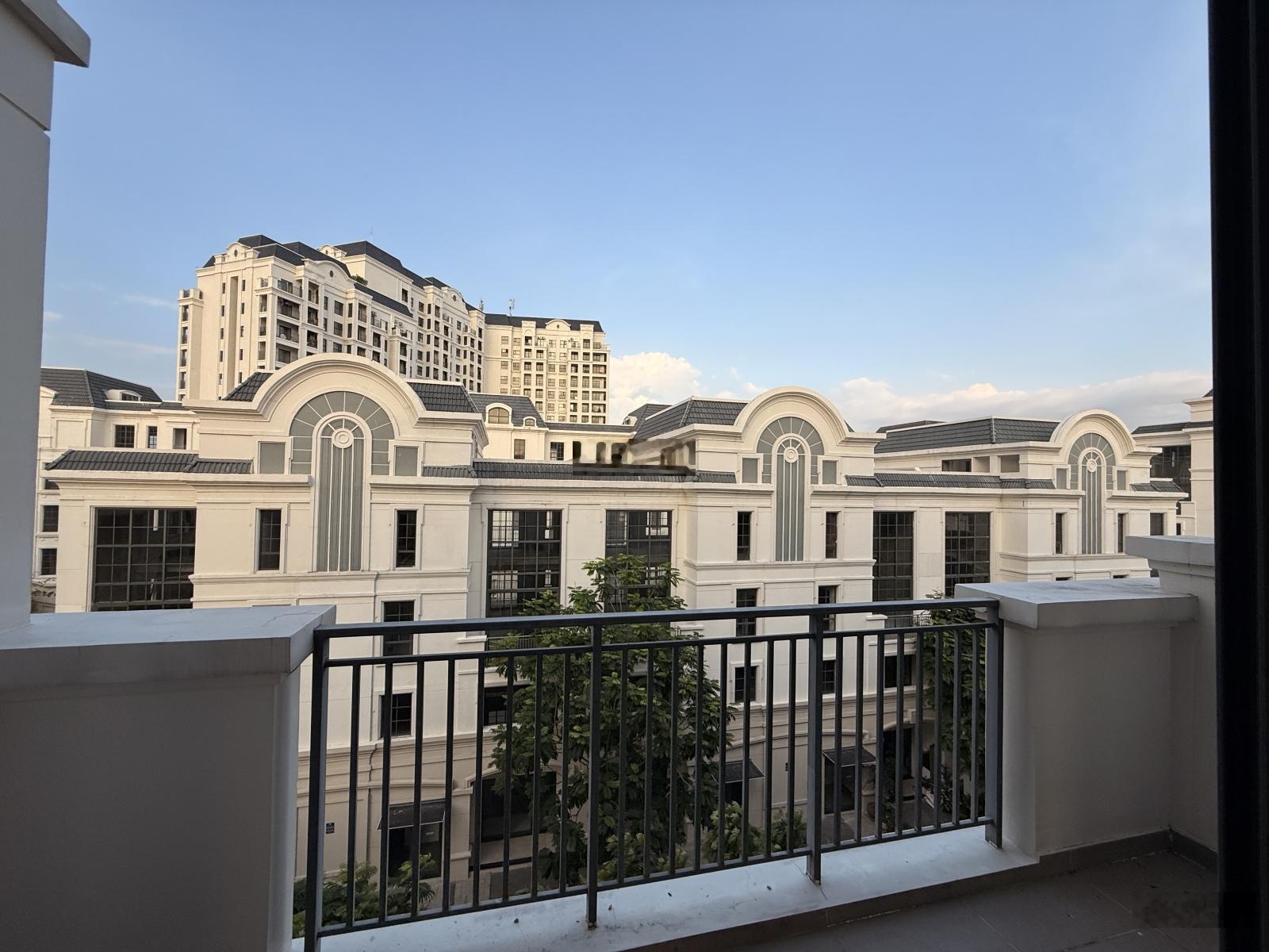 Hàng hiếm - căn skyvilla swanbay zone 6.2