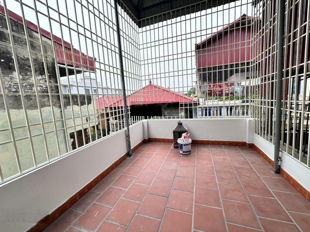 Nhà dân xây Thụy Phương mặt Ngõ ô tô đỗ cửa. Chính chủ dân xây