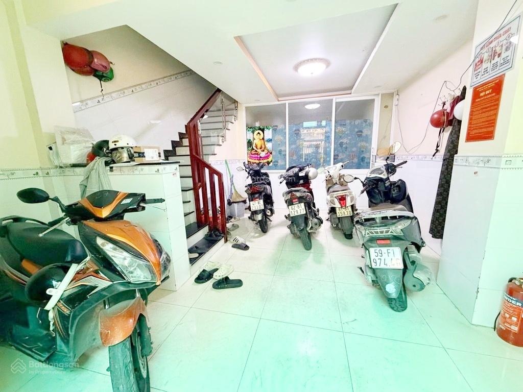 Ngay chợ bà chiểu - chdv 5 tầng - dòng tiền 30tr/tháng - 45m2 chỉ 7,65t - ko có căn thứ 2 so sánh.