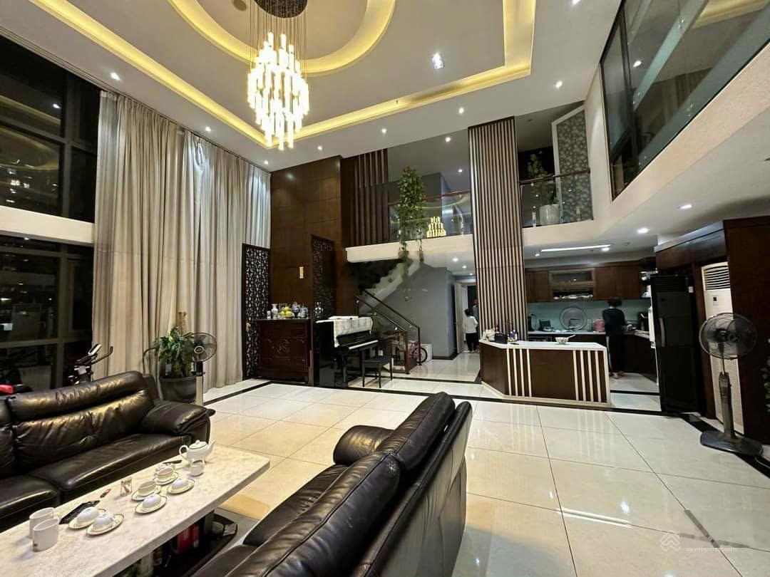 Cho thuê căn hộ 4PN - 155m2 tòa HA DO PARK VIEW Thành Thái