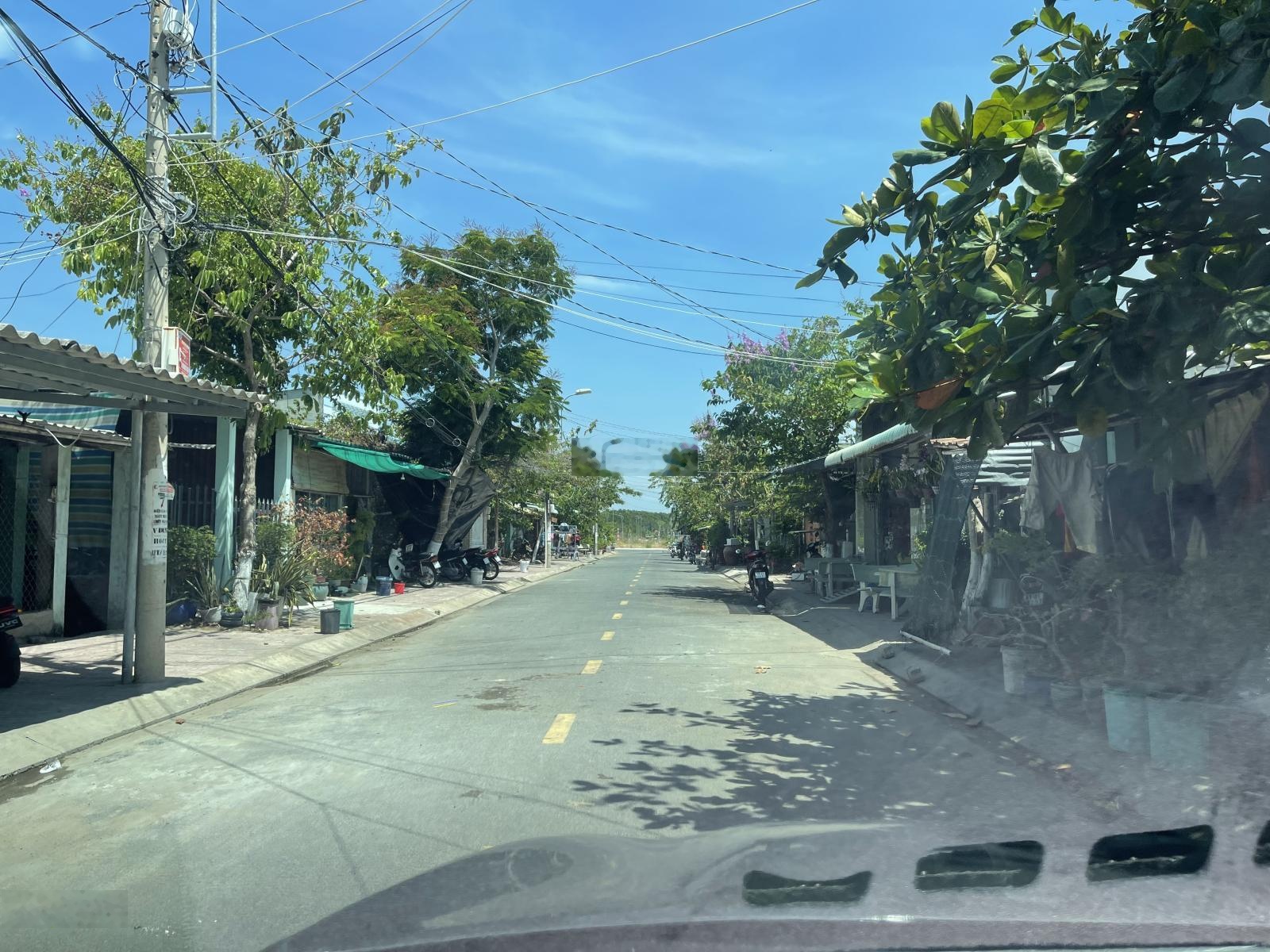 Bán nhà khu 50 căn Đào Cử, Cần Thạnh gần biển Cần Giờ, khu phân lô 2 mặt tiền đường