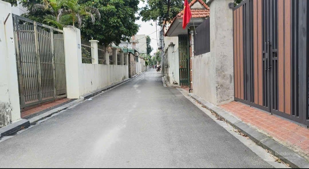 Kim Chung Đông Anh | Nhà cấp 4 ô tô trước cửa Gần BV Nhiệt Đới TW, phù hợp an cư