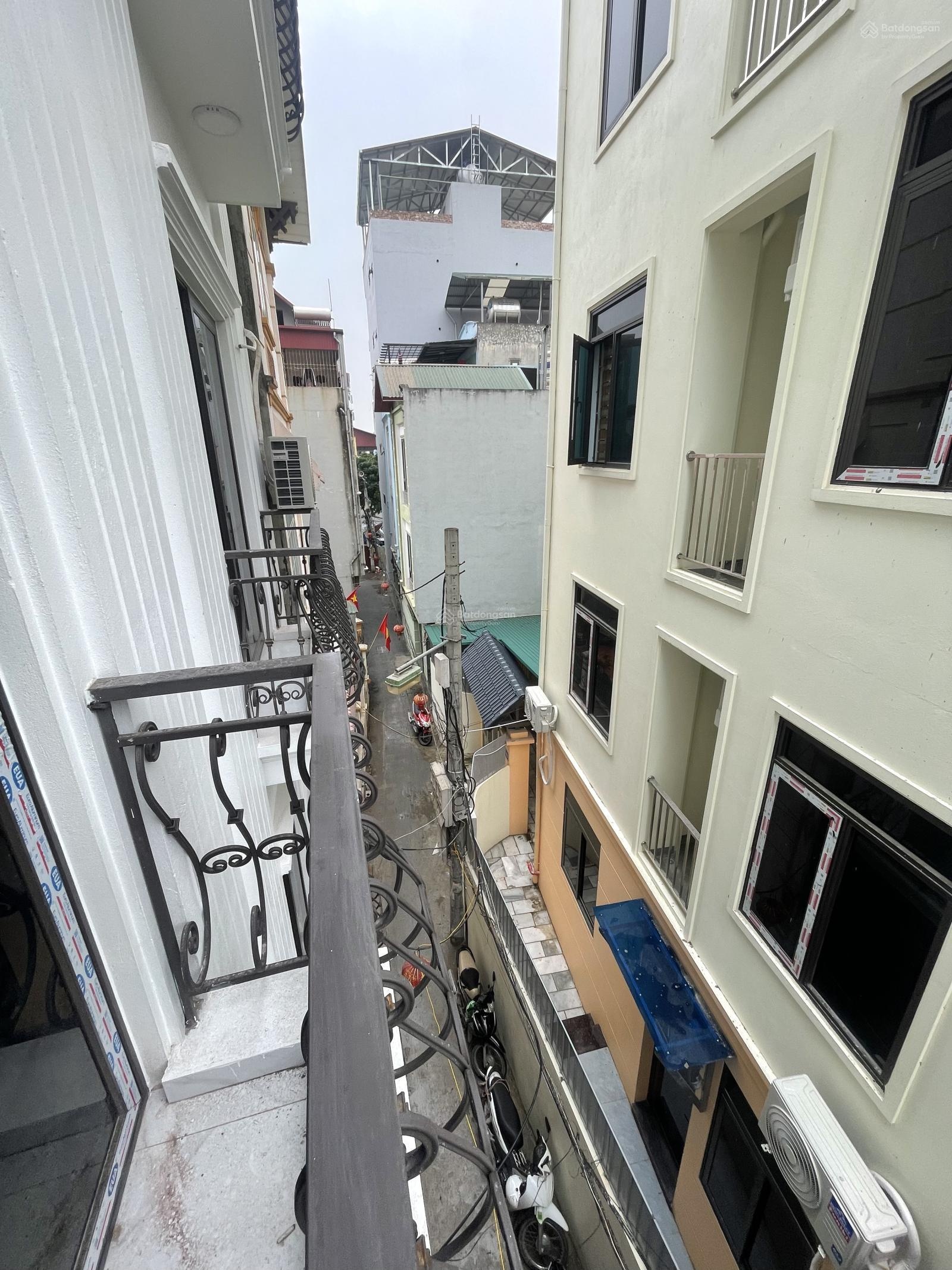 Nhà mới Nam Từ Liêm ! Thang máy oto đỗ cửa, 35m2 thiết kế 5 tầng, thông sàn full nội thất mới