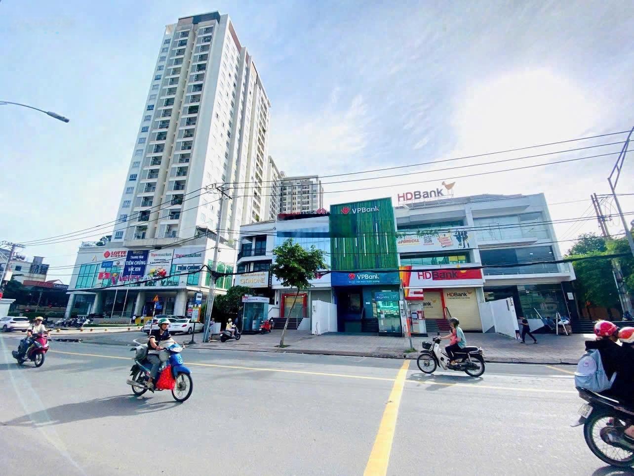Bán đất mặt tiền kinh doanh Đặng Văn Bi, ngang 8m cực hiếm giá 123.76tr/m2 giá F0 chưa qua đầu tư