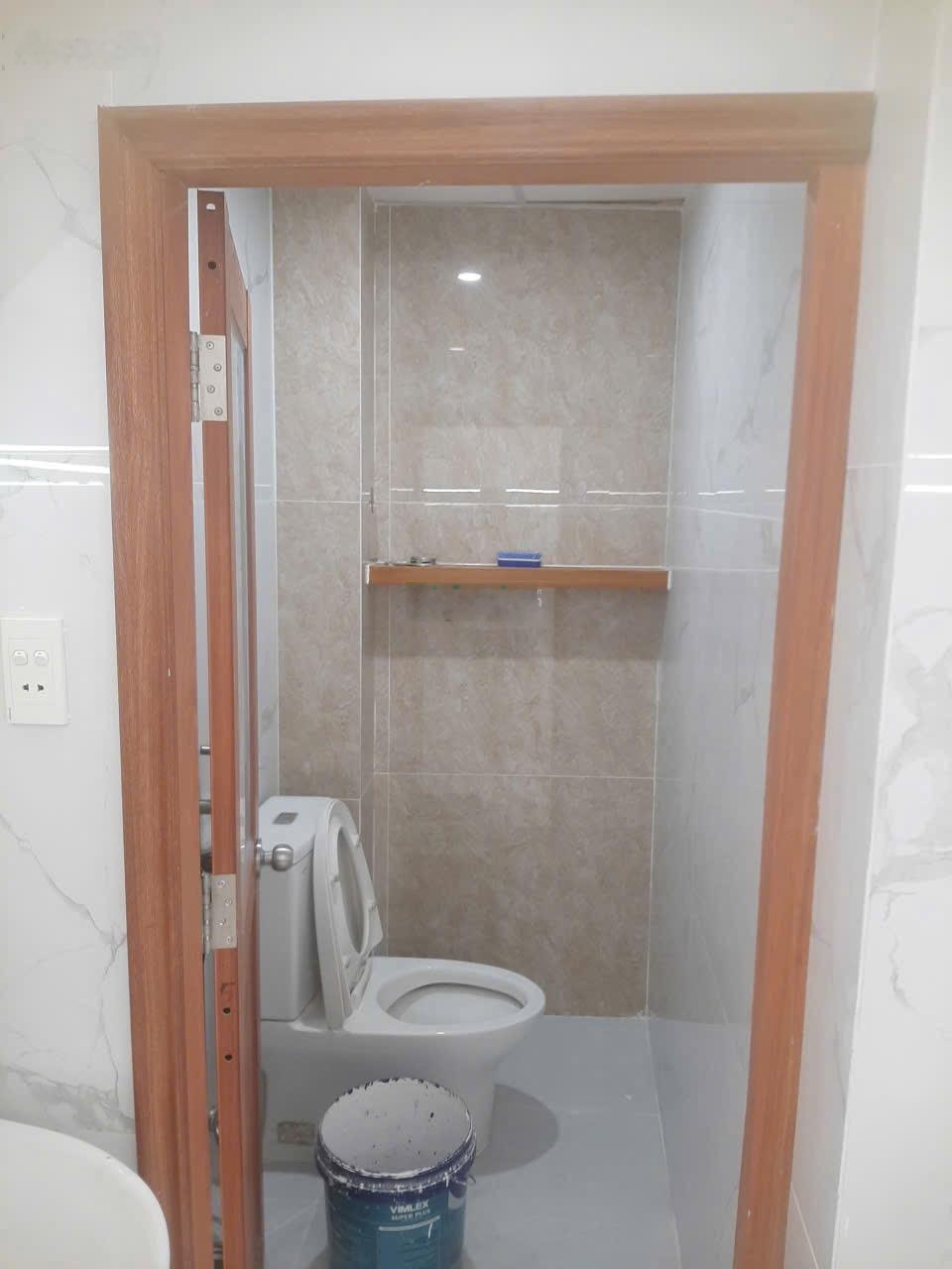 Bán nhà Bà Điểm 4,03mx14m gồm 2 phòng ngủ, giá 3.1 tỷ