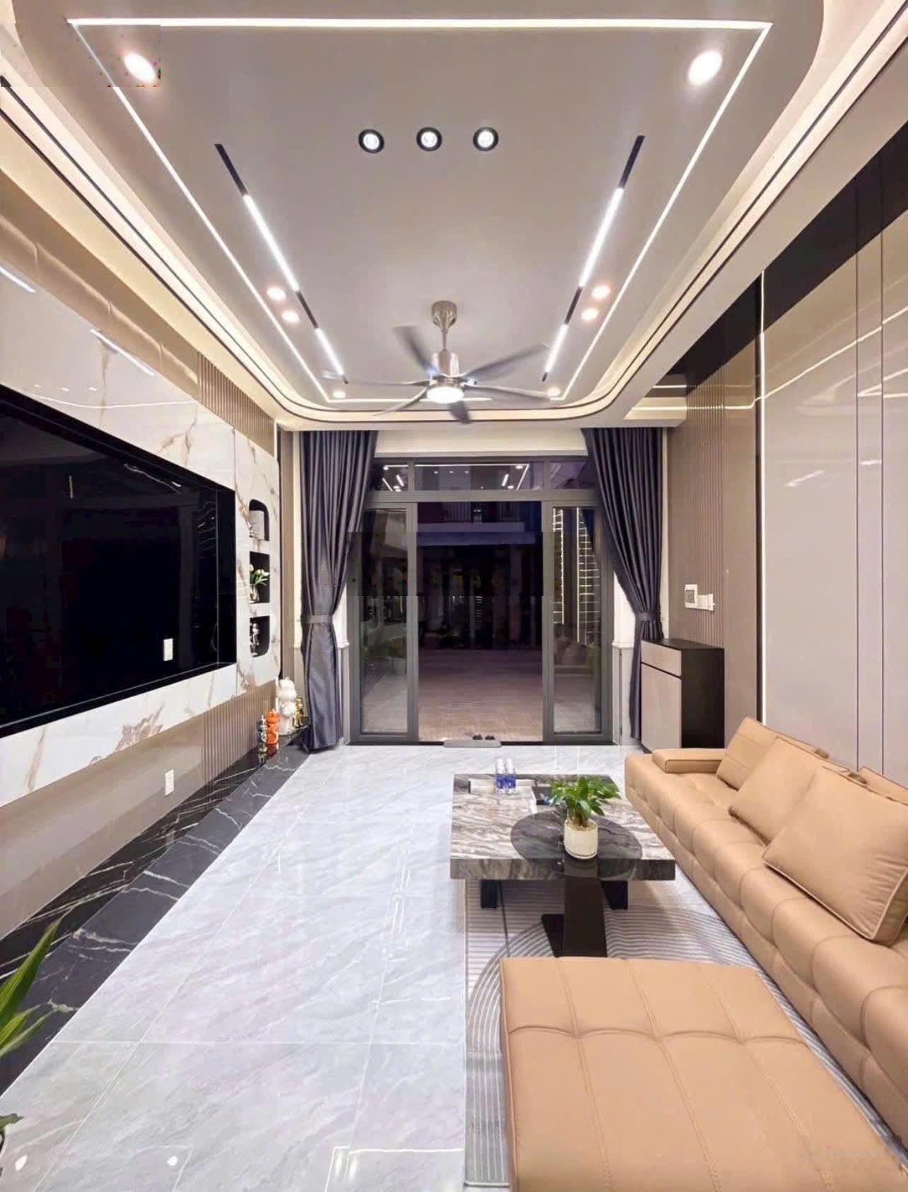 Nhà đẹp mới xây ngay trung tâm tp thủ dầu một