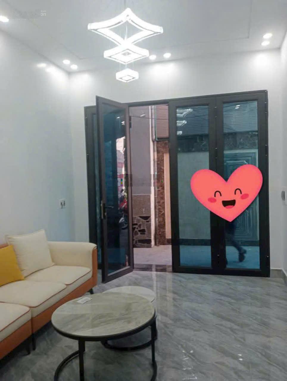 Cần cho thuê nhà mới tinh tại Miếu Hai Xã