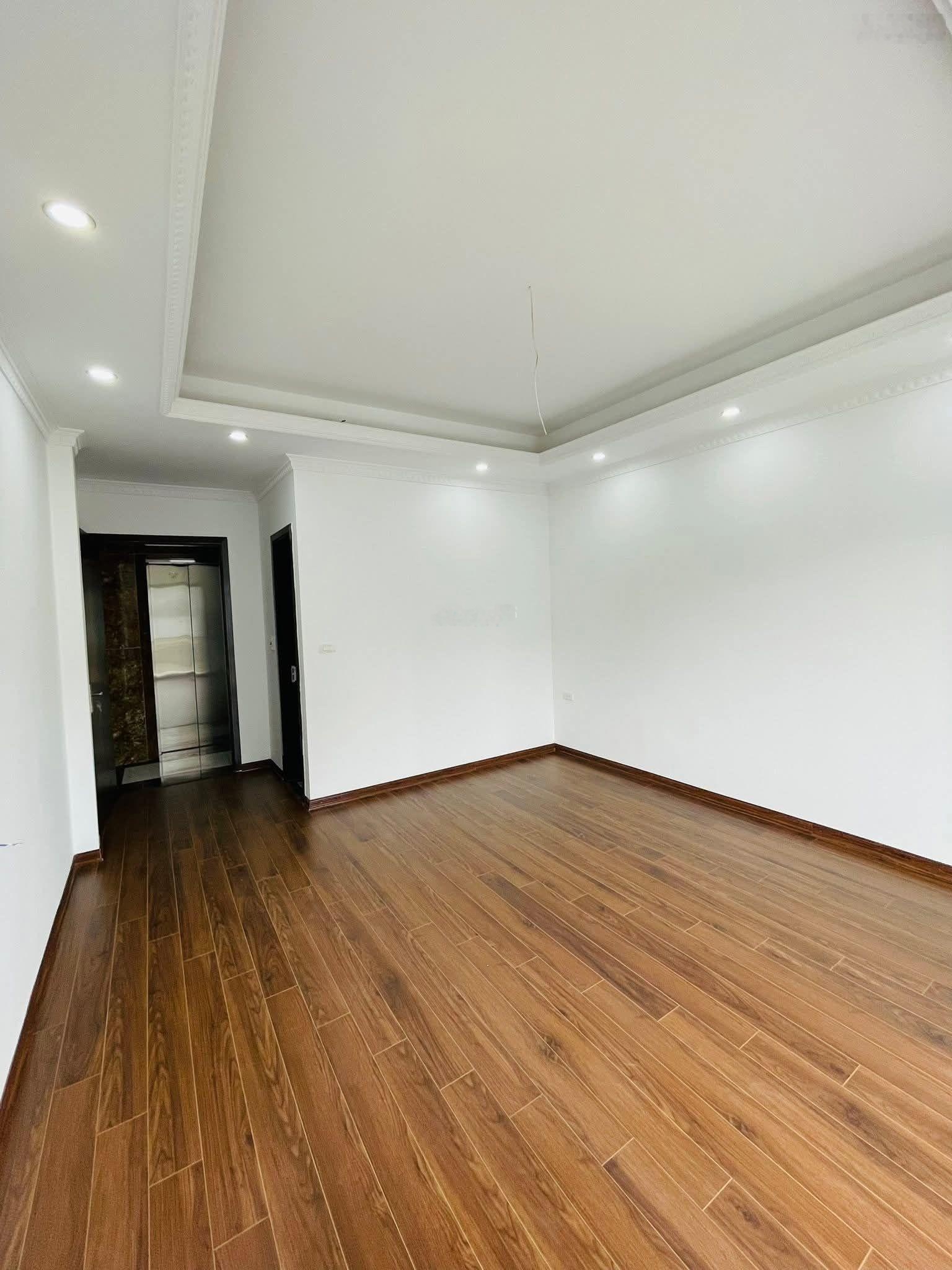Bán nhà xây mới 6 tầng thang máy, lô góc, ôtô, dt 50m, mt 5m, giá 13.9 tỷ, Phú Thượng, Tây Hồ, SĐCC
