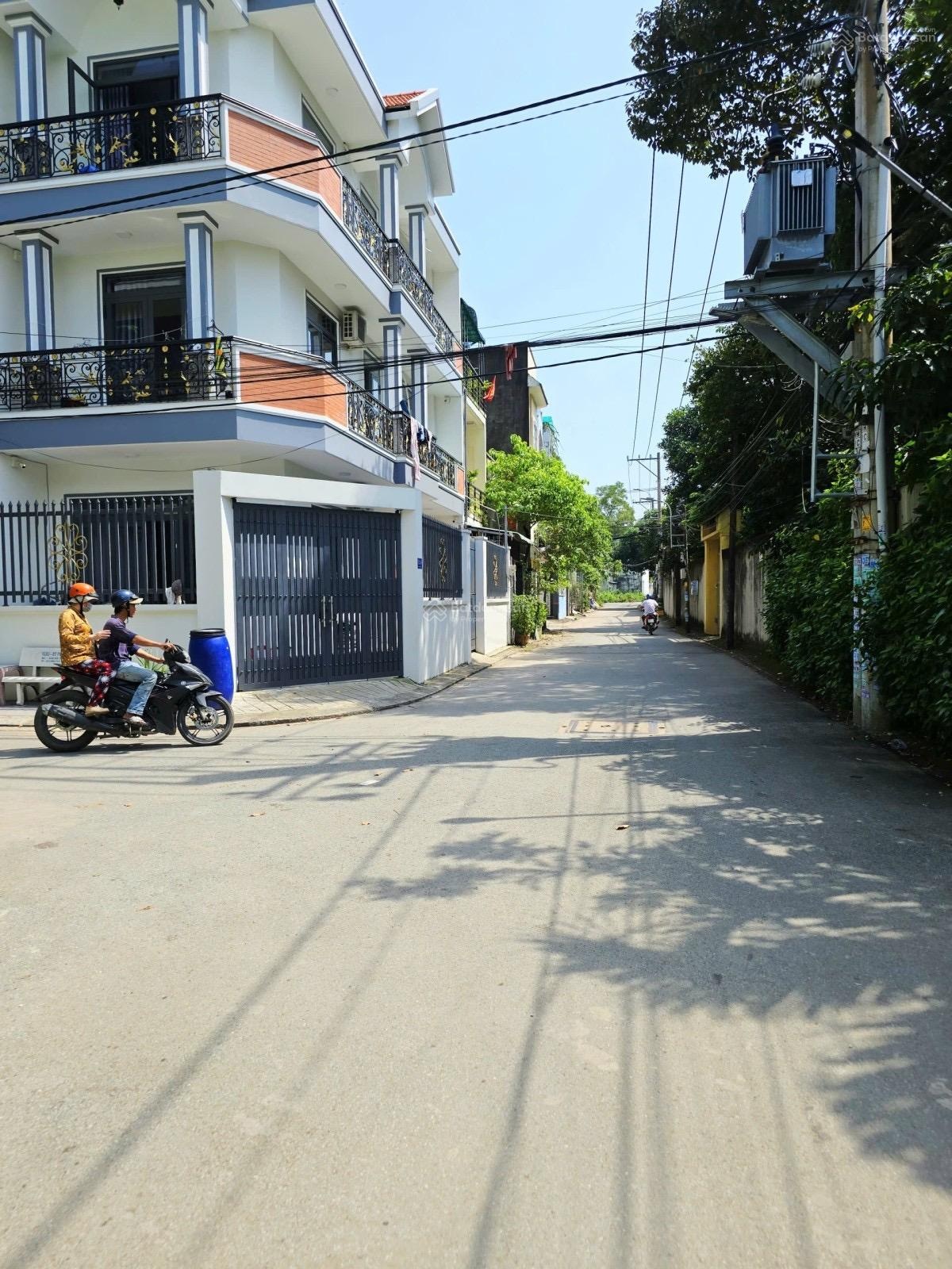 Nhà 2 tầng đường Võ Văn Hát, hẻm xe hơi 8m giá 4,4 tỷ