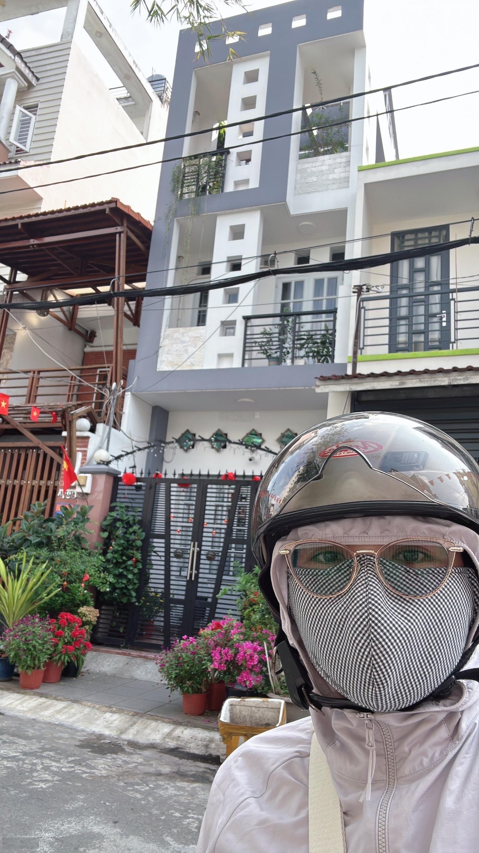 Phố ẩm thực - mt cư xá phú lâm b - chính chủ từ xưa - diện tích lớn 120m2 - 4 tầng kiên cố - 4 pn