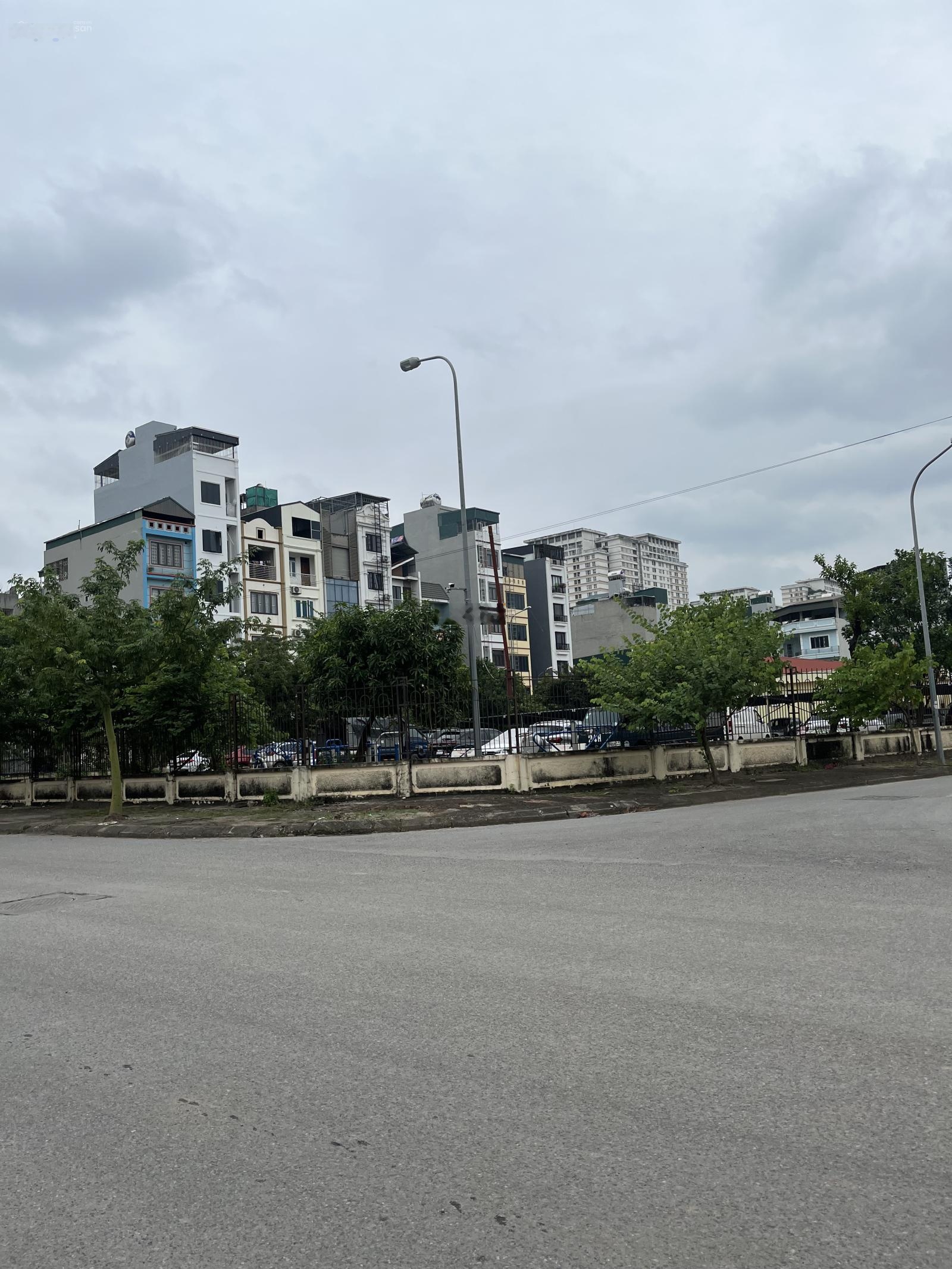 Bán đất dv Khu C Yên Nghĩa, giá đầu tư, sổ đỏ giao dịch luôn! Gần Vành đai 4