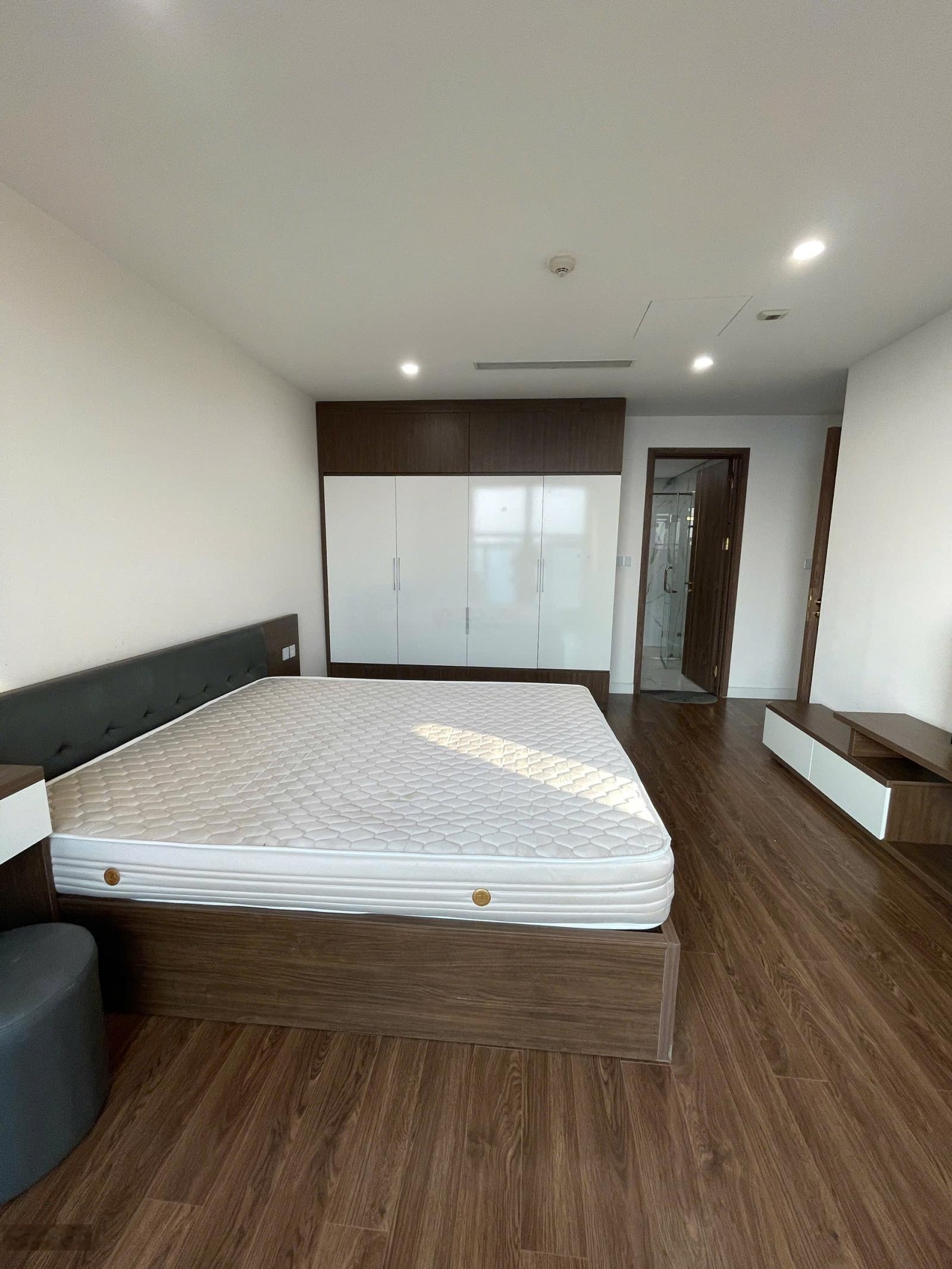Chính Chủ Bán Căn hộ 3PN+1, 114m2 tại Sunshine Center - 16 Phạm Hùng , giá ưu đãi 10 tỷ VND