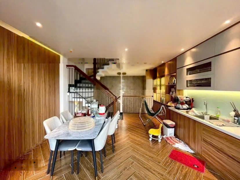 Bán nhà đường Lê Văn Sỹ - P.14 - Quận 3 giá cực tốt chỉ 3tỷ680/71m2. Ngang lớn 5m gần cầu Lê Văn Sỹ