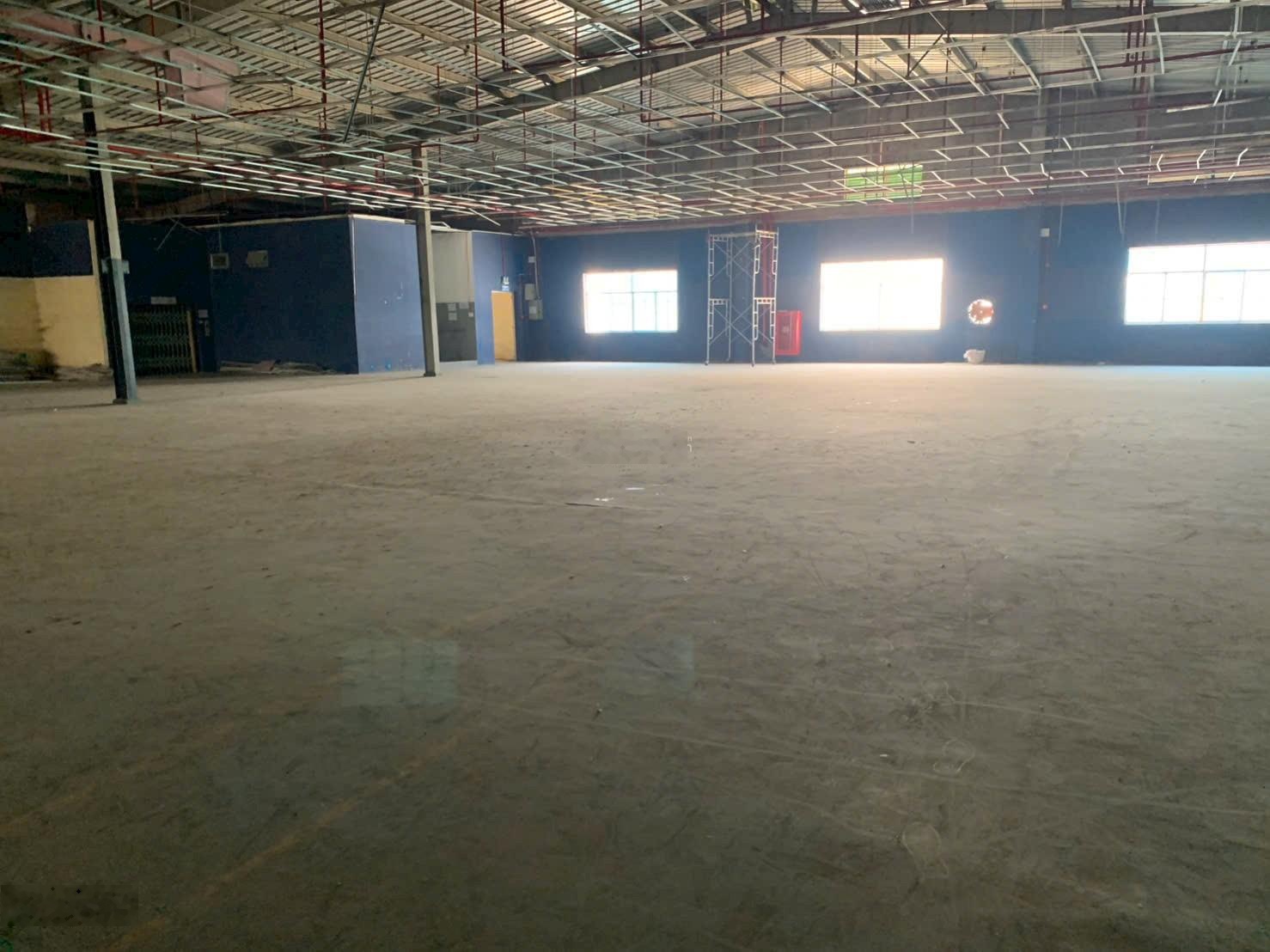 Cho thuê kho 500m2,700m2 và 1200m2 Cát Lái Q2