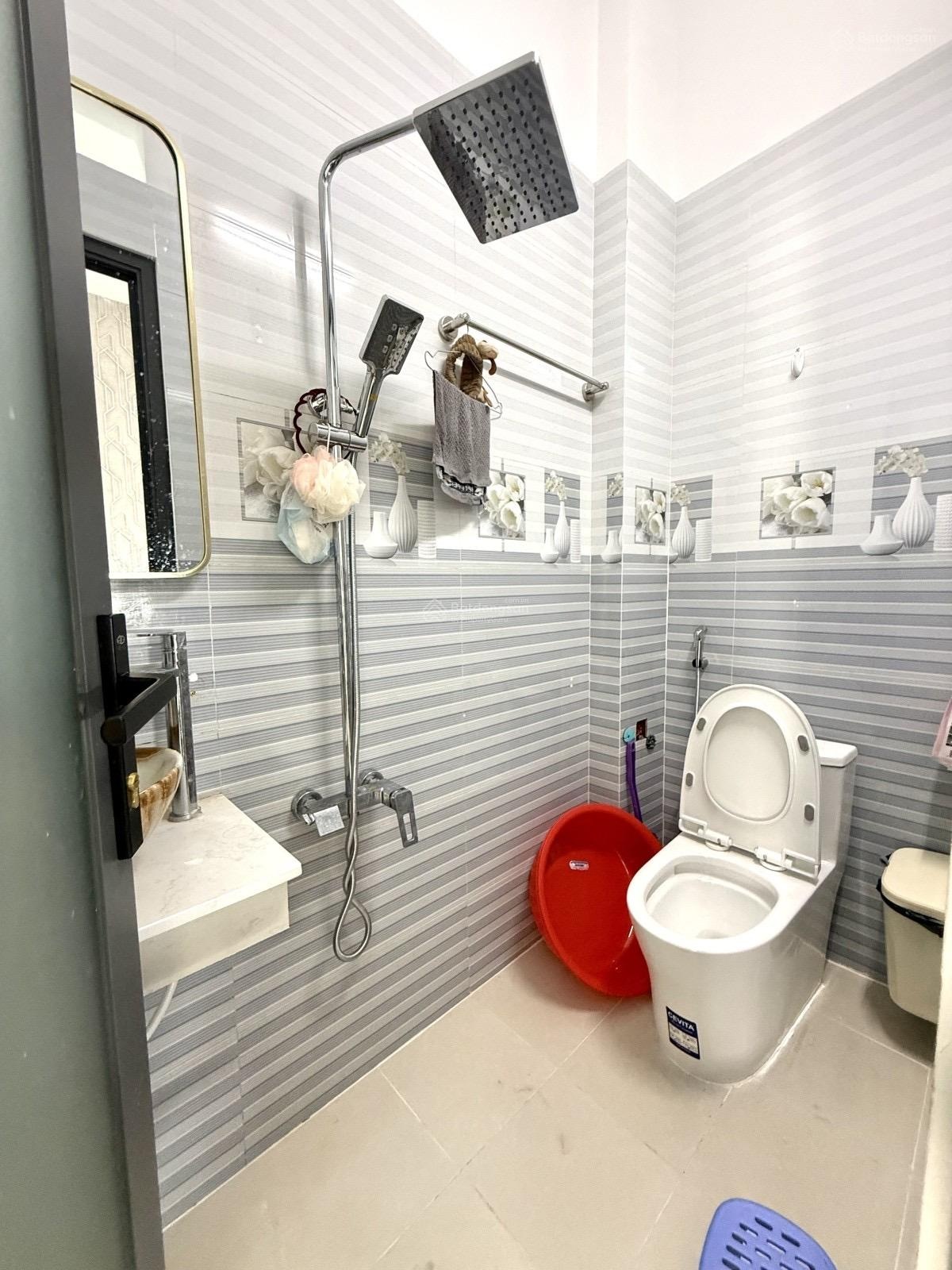 QUẬN 5 - Hẻm 5M - DT 68m2 ( 4.2m x 16m ) - Giá 7 Tỷ