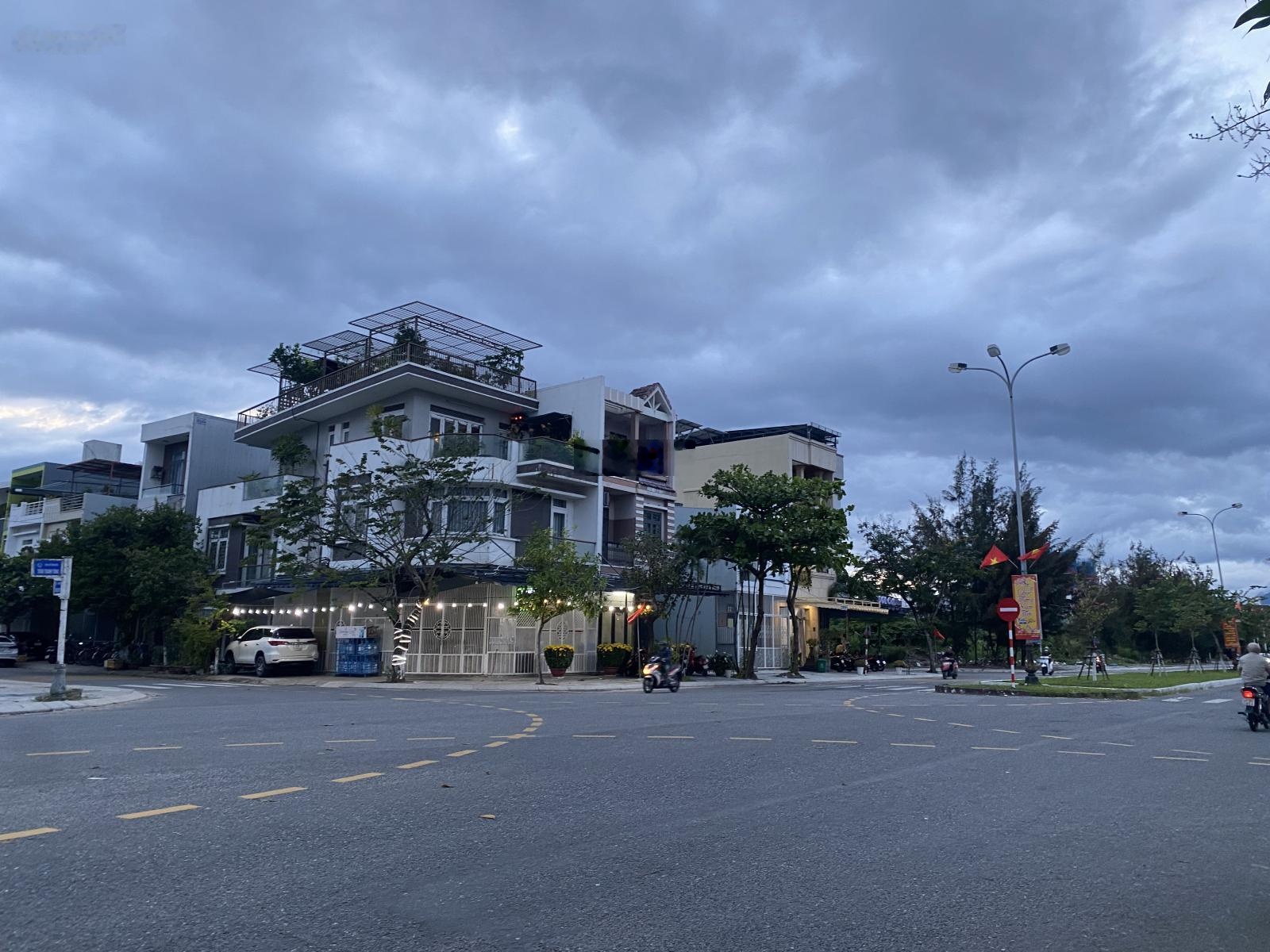 Bán nhà 2 tầng trần thánh tông - sát vân đồn - nại thịnh 7 - giá đầu tư 11ty x