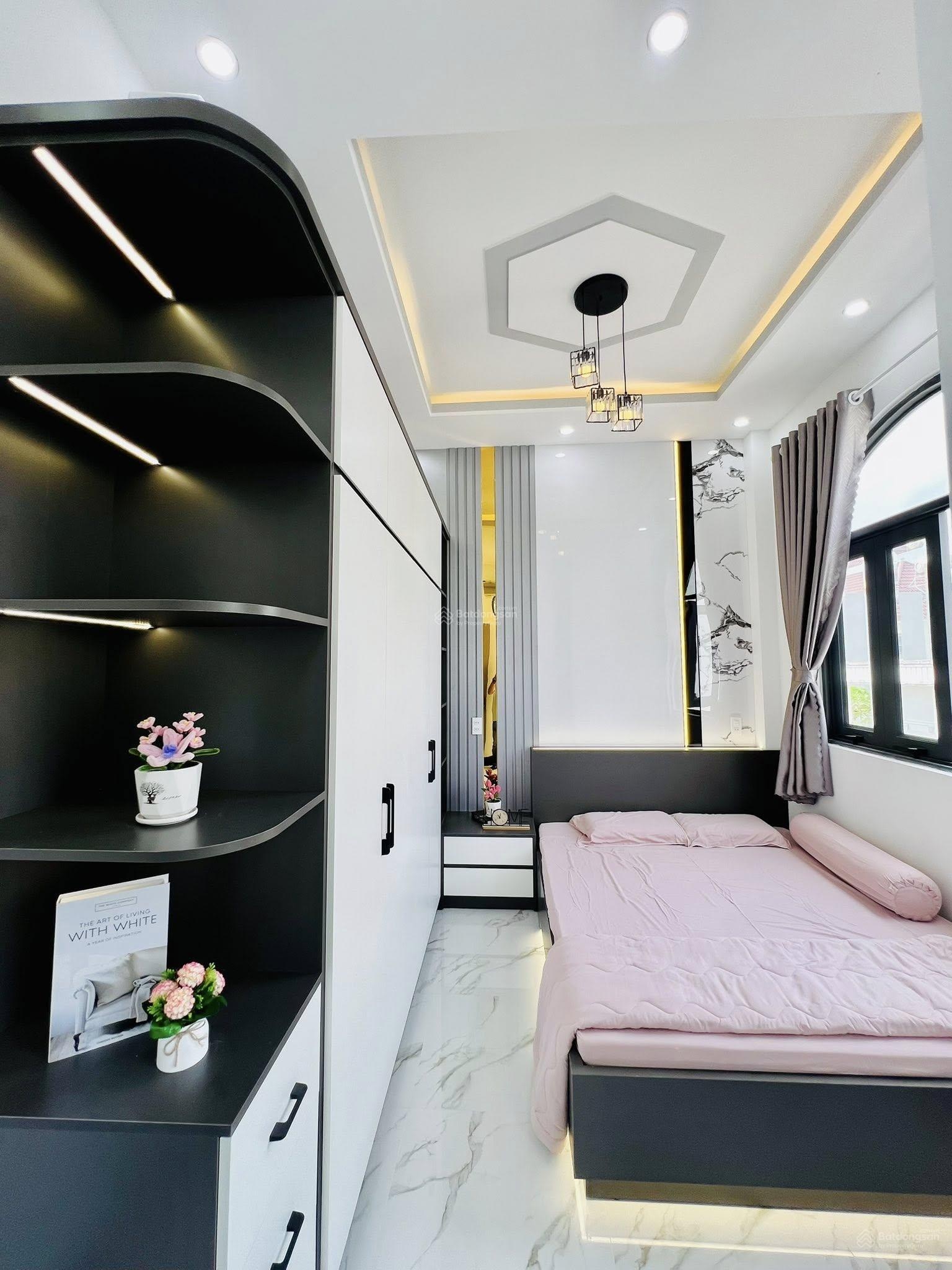 Bán nhà gốc 2 mặt tiền hẻm 6 trần vĩnh kiết