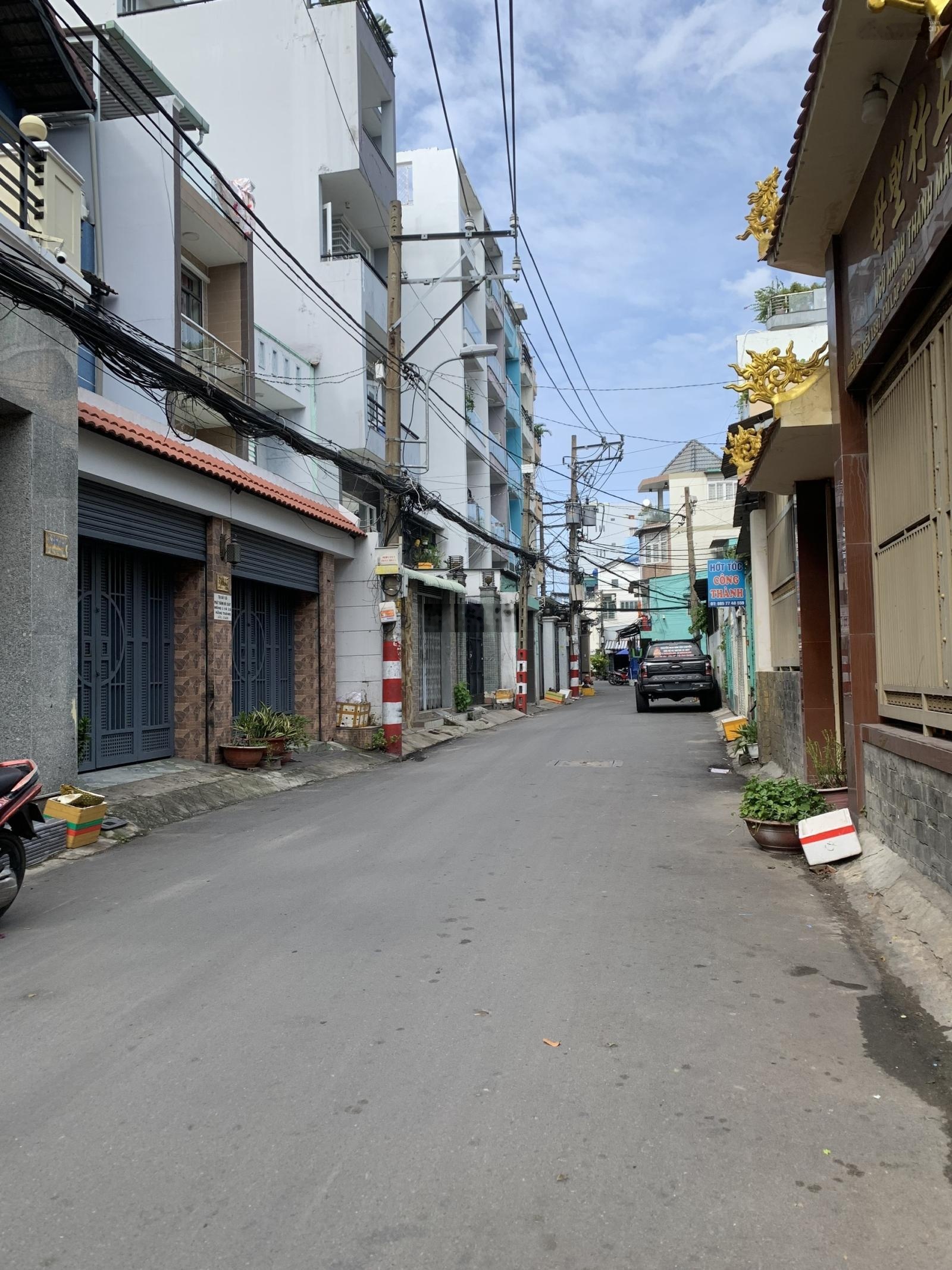 Nhà hẻm 8m ngay Ni Sư Huỳnh Liên, P10, Tân Bình. DT: (3,7x14m) - Giá 7,2 tỷ TL