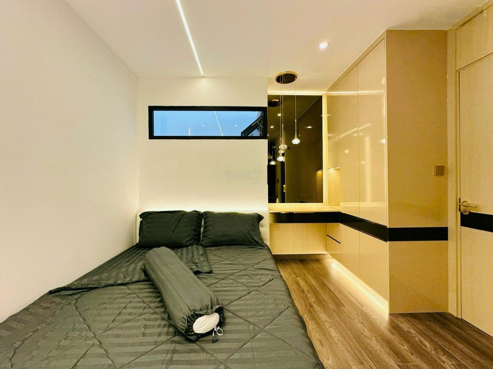 Ngay BX Miền Đông, hẻm xe tải, nhà mới cứng 3 tầng, đường XVNT, DT 74m2, Giá 13,5 tỷ thương lượng.
