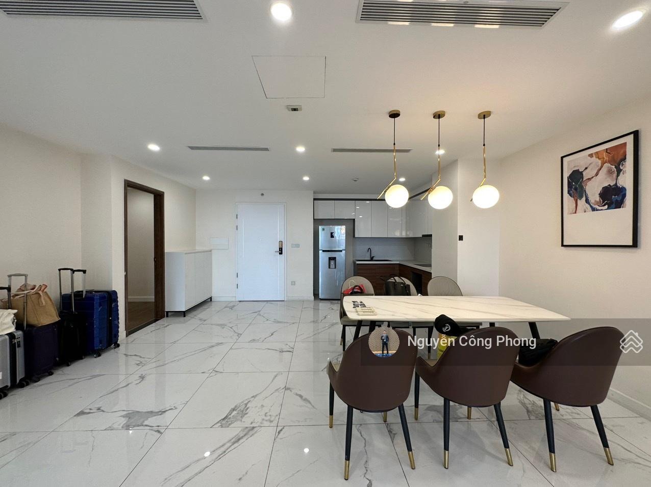 Bán căn góc 106m2 - 3PN tại chung cư VOV Mễ Trì, nội thất nguyên bản, giá 7,1 tỷ có thương lượng