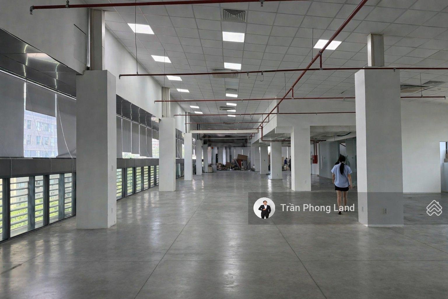 Chính chủ cho thuê sàn văn phòng tòa nhà mặt tiền 127 Hồng Hà, P9, Q. Phú Nhuận, 1063m2, 0908140491